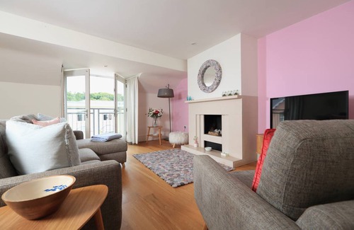 Dartmouth Cottage | Cabin ∙ 2 bedrooms ∙ 4 guests