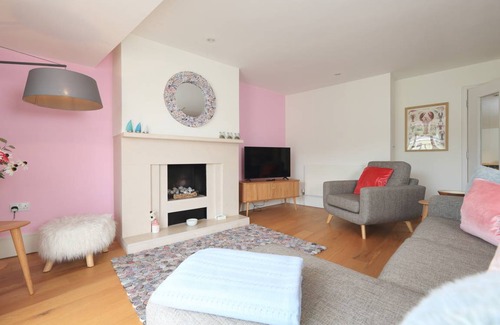 Dartmouth Cottage | Cabin ∙ 2 bedrooms ∙ 4 guests