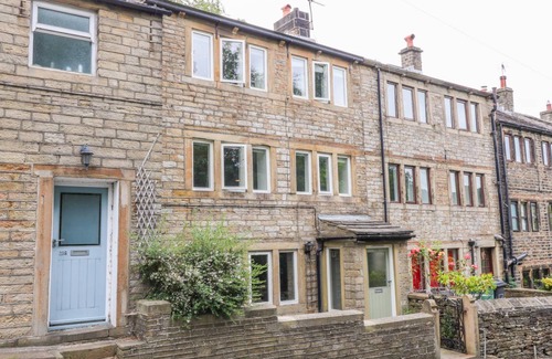 Holmfirth Cottage | Cabin ∙ 2 bedrooms ∙ 4 guests