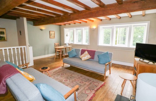Holmfirth Cottage | Cabin ∙ 2 bedrooms ∙ 4 guests