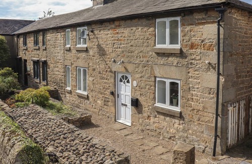 Low Brunton Cottage | Cabin ∙ 2 bedrooms ∙ 4 guests