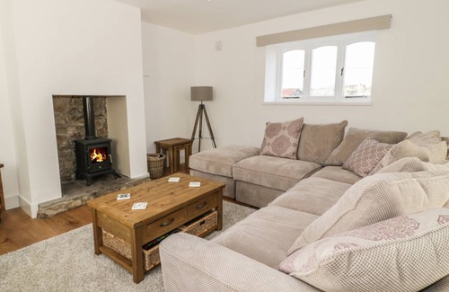 Low Brunton Cottage | Cabin ∙ 2 bedrooms ∙ 4 guests