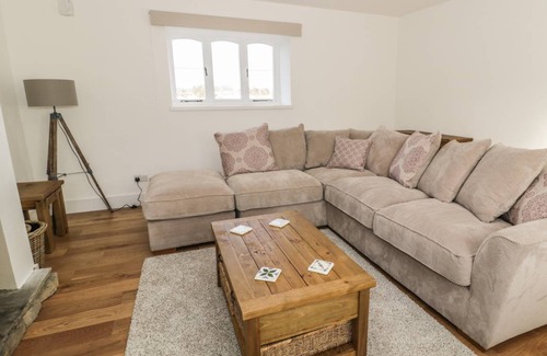 Low Brunton Cottage | Cabin ∙ 2 bedrooms ∙ 4 guests