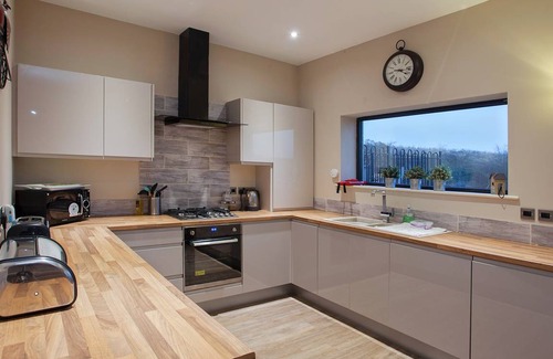 Consett Cottage | Cabin ∙ 2 bedrooms ∙ 4 guests