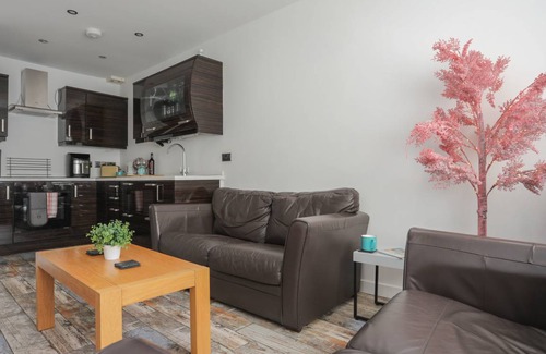 Cemaes Bay Cottage | Cabin ∙ 2 bedrooms ∙ 4 guests