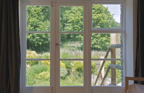 Kingsbridge Cottage | Cabin ∙ 2 bedrooms ∙ 4 guests