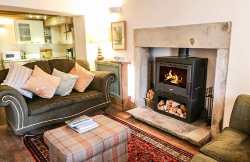 Staindrop Cottage | Cabin ∙ 2 bedrooms ∙ 4 guests
