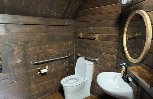 Crown Point Cabin | Cabin 3 and 4