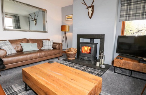 Lochailort Cottage | Cabin ∙ 3 bedrooms ∙ 5 guests