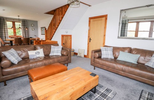 Lochailort Cottage | Cabin ∙ 3 bedrooms ∙ 5 guests