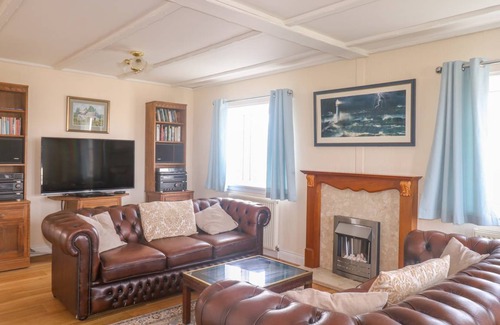 Padstow Cottage | Cabin ∙ 3 bedrooms ∙ 6 guests