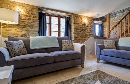 Hook Norton Cottage | Cabin ∙ 3 bedrooms ∙ 4 guests