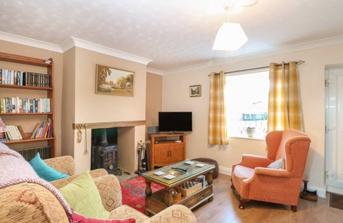 Stoke Ferry Cottage | Cabin ∙ 3 bedrooms ∙ 6 guests