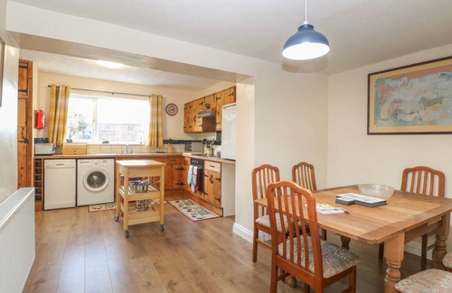 Stoke Ferry Cottage | Cabin ∙ 3 bedrooms ∙ 6 guests
