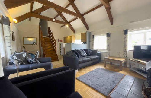 Tremain Cottage | Cabin ∙ 3 bedrooms ∙ 6 guests