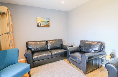 Wyke Regis Cottage | Cabin ∙ 3 bedrooms ∙ 6 guests