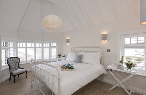 Sandsend Cottage | Cabin ∙ 3 bedrooms ∙ 6 guests