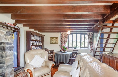 Mynytho Cottage | Cabin ∙ 3 bedrooms ∙ 6 guests