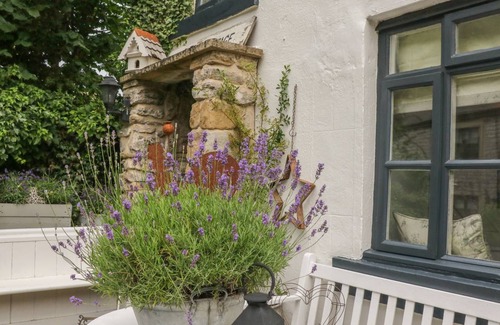 Castleton Cottage | Cabin ∙ 3 bedrooms ∙ 6 guests
