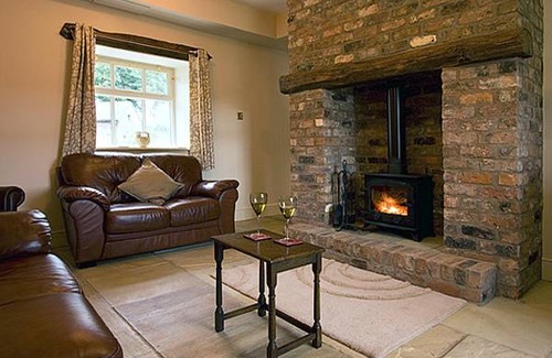 Meerbrook Cottage | Cabin ∙ 3 bedrooms ∙ 7 guests