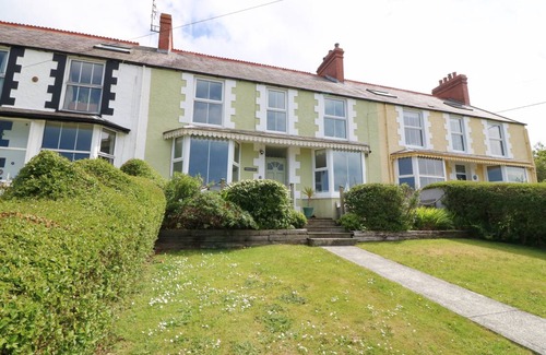Cemaes Bay Cottage | Cabin ∙ 3 bedrooms ∙ 6 guests