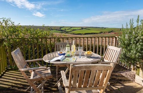 Malborough Cottage | Cabin ∙ 3 bedrooms ∙ 6 guests