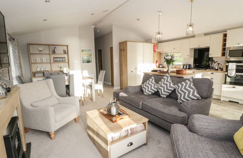 Wemyss Bay Cottage | Cabin ∙ 3 bedrooms ∙ 6 guests