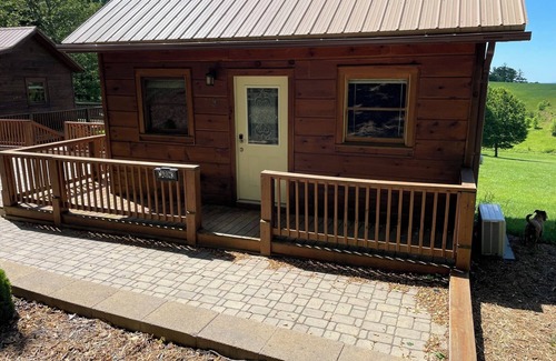 Purlear Cabin | Cabin #3 The Sky Retreat - Off the Blue Ridge Parkway