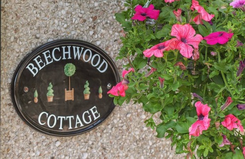 Blair Atholl Cottage | Cabin ∙ 4 bedrooms ∙ 8 guests