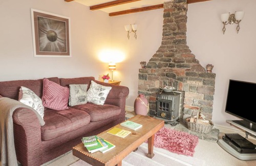 Drybrook Cottage | Cabin ∙ 4 bedrooms ∙ 8 guests