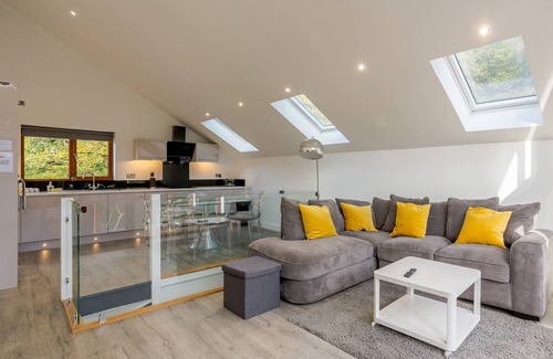 Rastrick Cottage | Cabin ∙ 4 bedrooms ∙ 8 guests