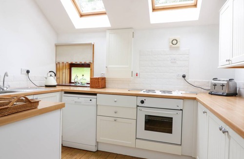 Murthill Cottage | Cabin ∙ 4 bedrooms ∙ 8 guests