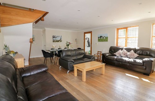 Crantock Cottage | Cabin ∙ 4 bedrooms ∙ 8 guests