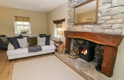 Flookburgh Cottage | Cabin ∙ 4 bedrooms ∙ 8 guests