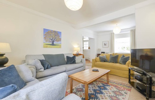 Hope-Cove Cottage | Cabin ∙ 4 bedrooms ∙ 8 guests