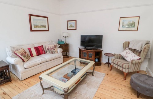 Berwick-upon-Tweed Cottage | Cabin ∙ 4 bedrooms ∙ 8 guests