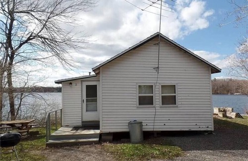 Brier Hill Cabin | Cabin 4 w/Private Dock on Black Lake *AMAZING VIEW*