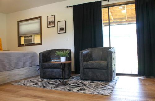 Rapid City House | Cabin 5 at Horse Creek Resort