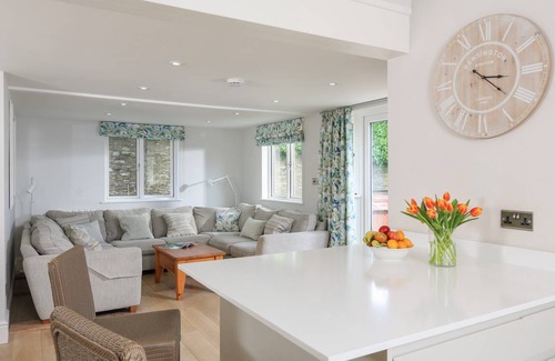 Bugford Cottage | Cabin ∙ 5 bedrooms ∙ 10 guests