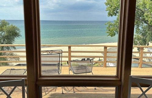 Porter Beach Cabin | Cabin 53 steps from Porter Beach on Lake Michigan: Family & Pet-Friendly
