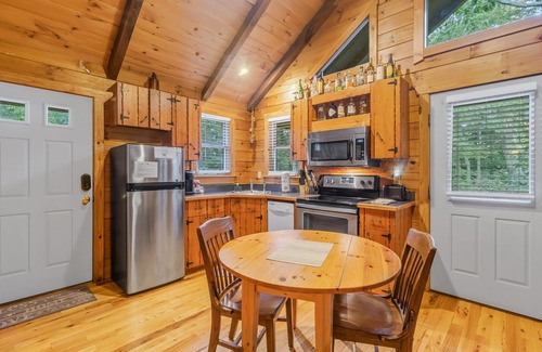 Stanardsville Cabin | Cabin #6 - Laurel Haven | 0 Bed, 1 Bath