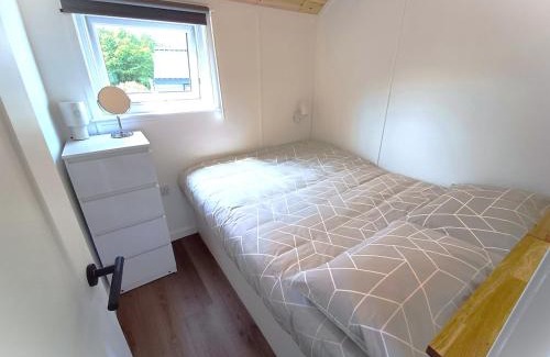 Llwyngwril Ski Chalet | CABIN 8 Pet friendly Family glamping Seaview