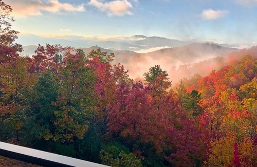 Topton Cabin | Cabin above the Nantahala Gorge, Nantahala River & Queens Lake Access