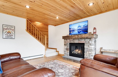 Rumford Center House | Cabin At English Woods