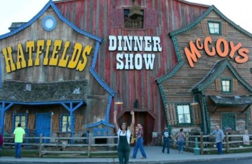 Sevierville Ski Chalet | Cabin Close to Pigeon Forge in Echota Resort !