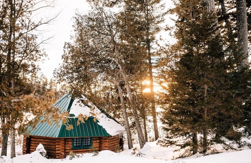 Monson House | Cabin, Double Bed, 2 Bunks, Shared Bathroom