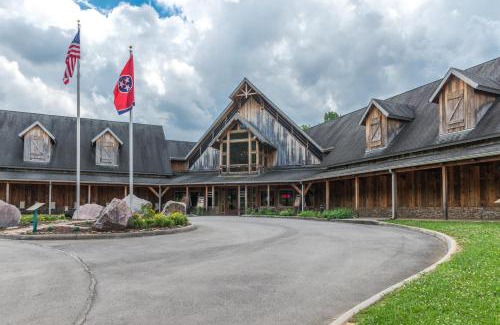 Townsend House | Cabin Fever