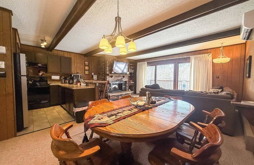 Bessemer Ski Chalet | Cabin Fevers 2 @Big Powderhorn~ Sauna, Pet Friendly, Close to Trails & Fire Pit