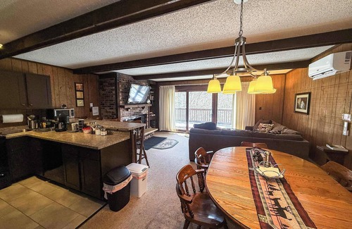 Bessemer Ski Chalet | Cabin Fevers 2 @Big Powderhorn~ Sauna, Pet Friendly, Close to Trails & Fire Pit
