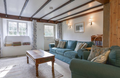 Burgh Island Cottage | Cabin ∙ 2 bedrooms ∙ 4 guests